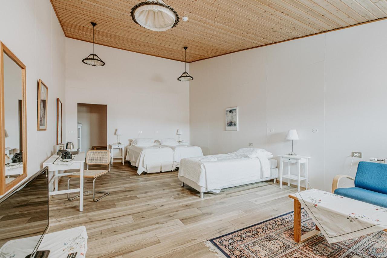 Narfastadir Guesthouse Laugar  Eksteriør bilde