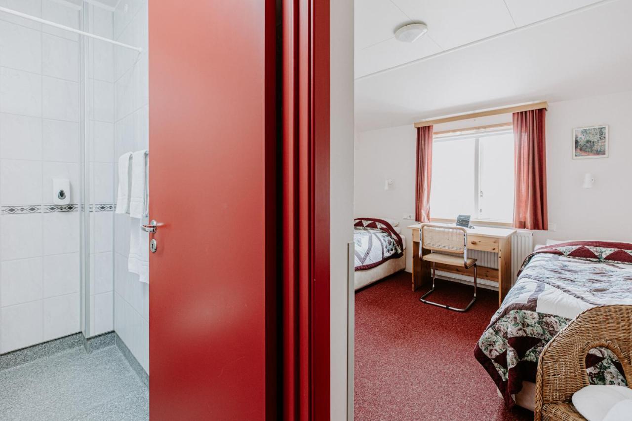 Narfastadir Guesthouse Laugar  Eksteriør bilde